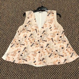 🌺 Zara Hi Low Floral V-Neck Sleeveless Top Sz M